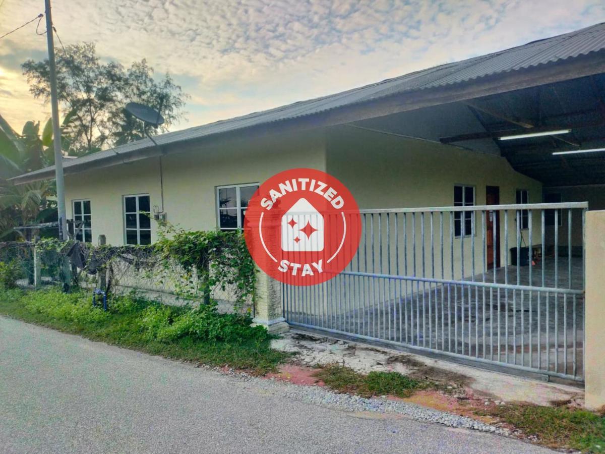 Oyo 90577 Safi Homestay Kuala Terengganu Esterno foto