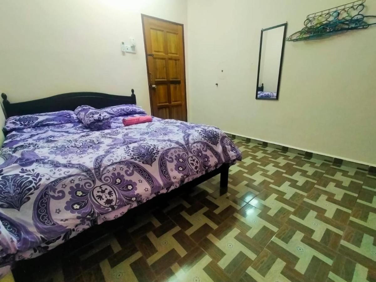 Oyo 90577 Safi Homestay Kuala Terengganu Esterno foto